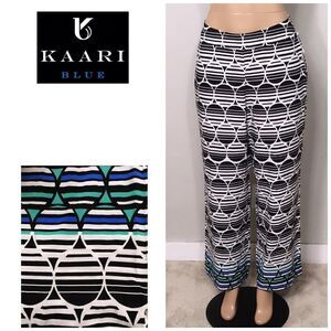 Comfy high waisted stretch border pant. NWT